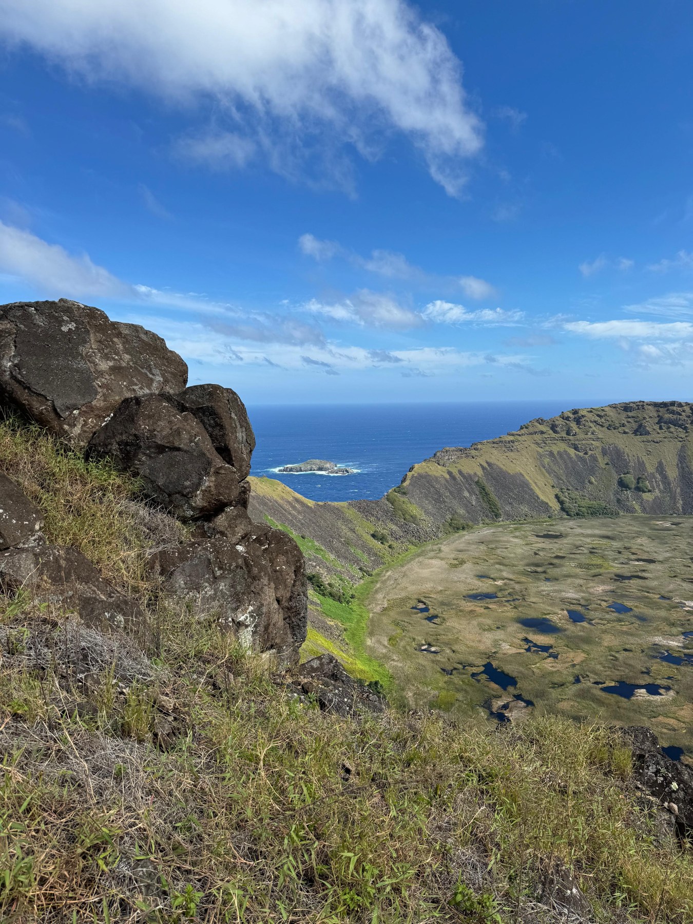 Le paysage volcanique de Rano Kau à Rapa Nui